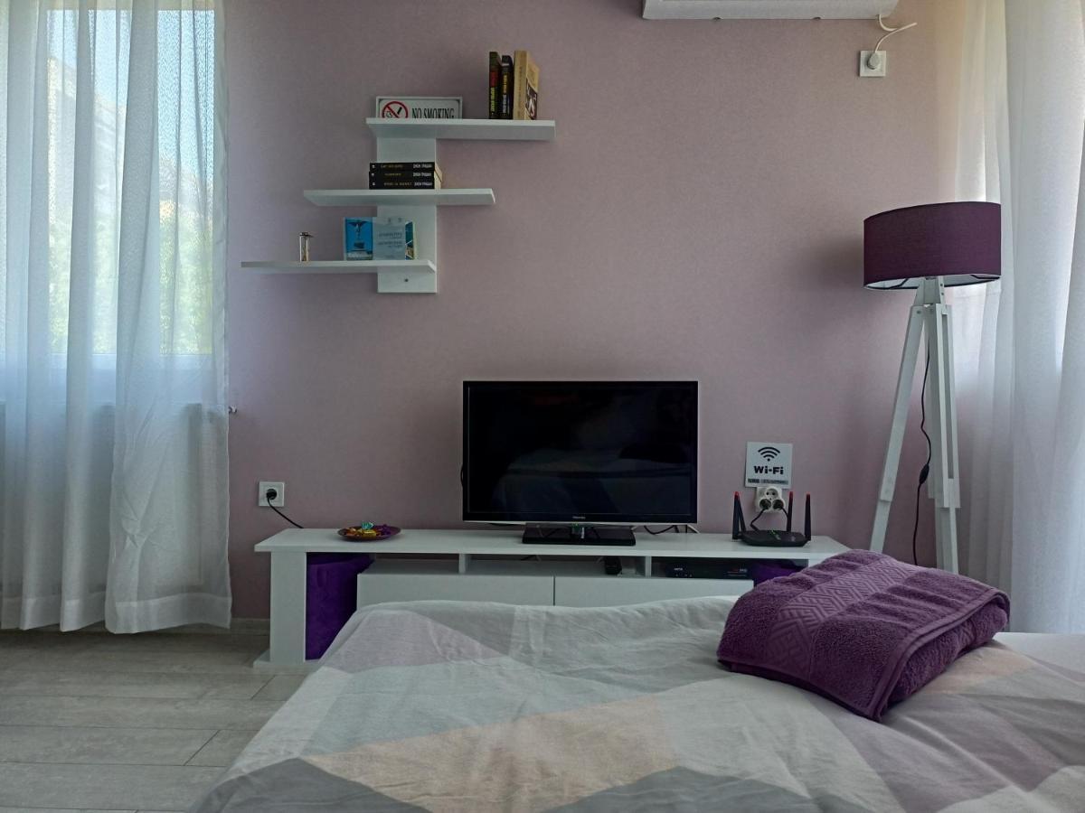 Apartament стоянови *